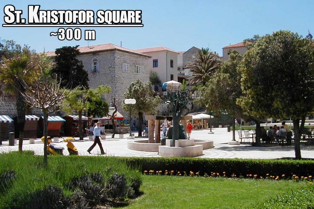 Guest House Tina Rab Town Kültér fotó
